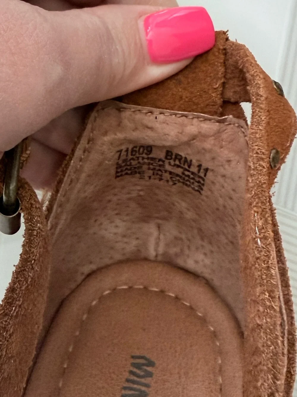 Minnetonka Brown Suede Tassel Gladiator Sandals